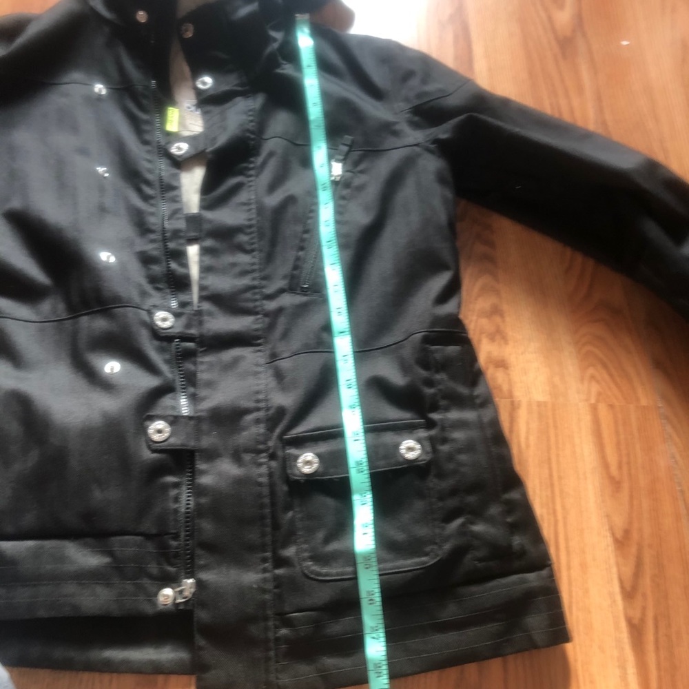 Burton winter jacket - Picture 15 of 15